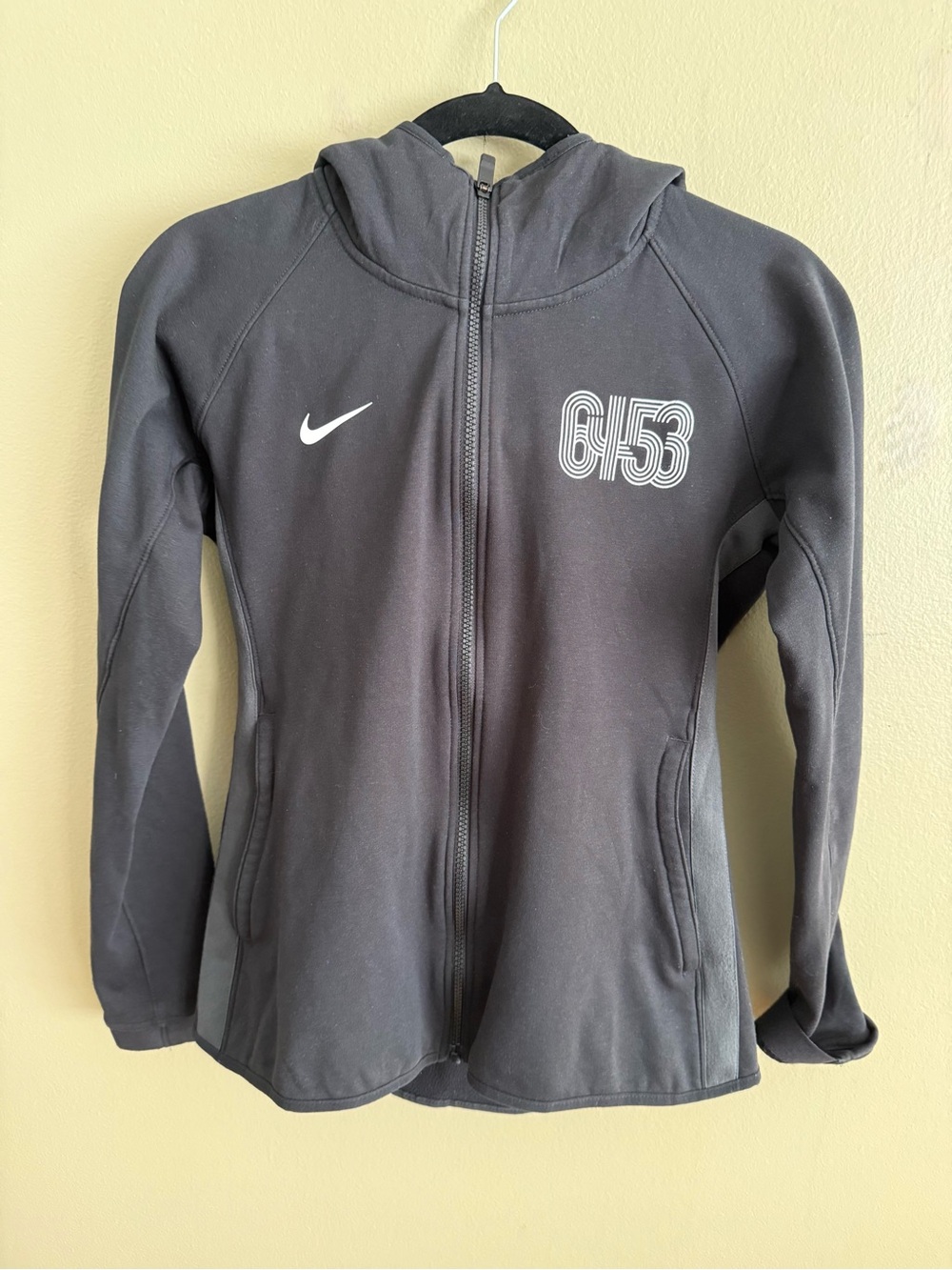 Rare Nike 6453 Alumni Therma-FIT Black Hooded Jacket Women M Employee